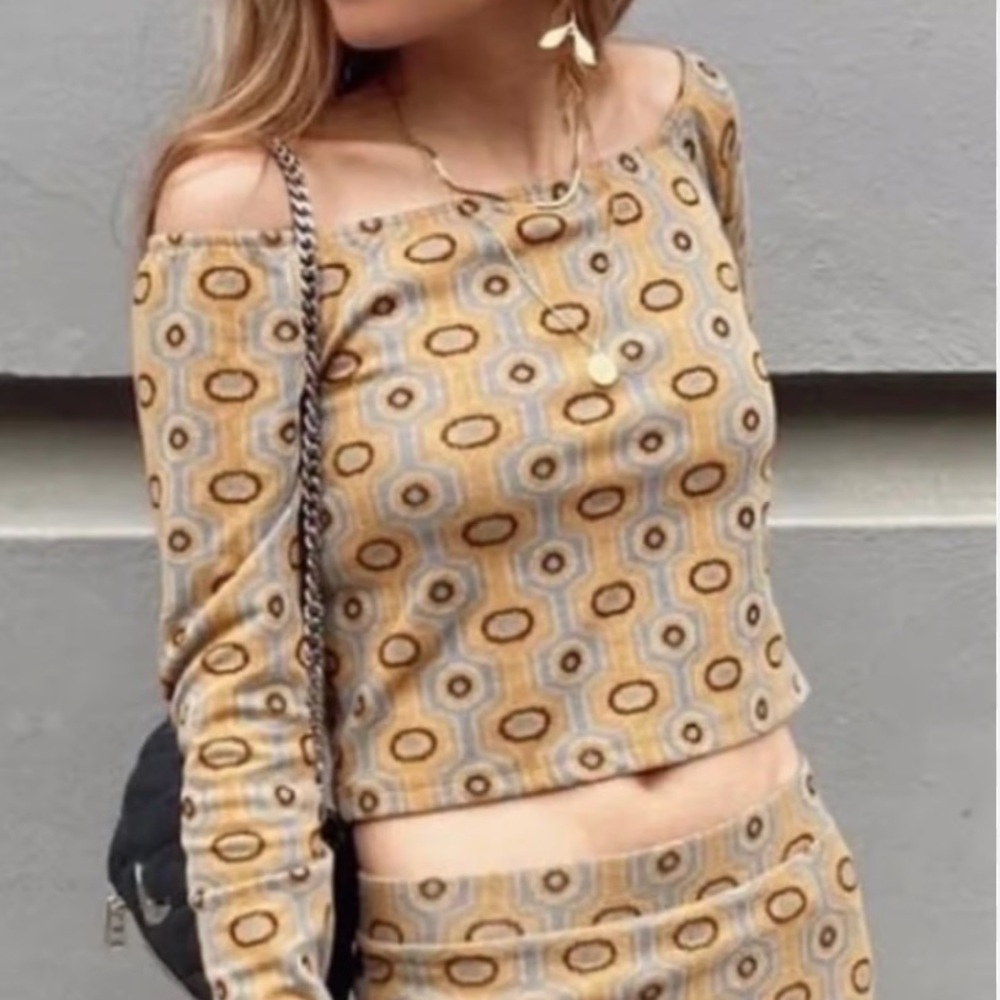 Zara Knit Retro Geometric Off Shoulder Top Size Medium